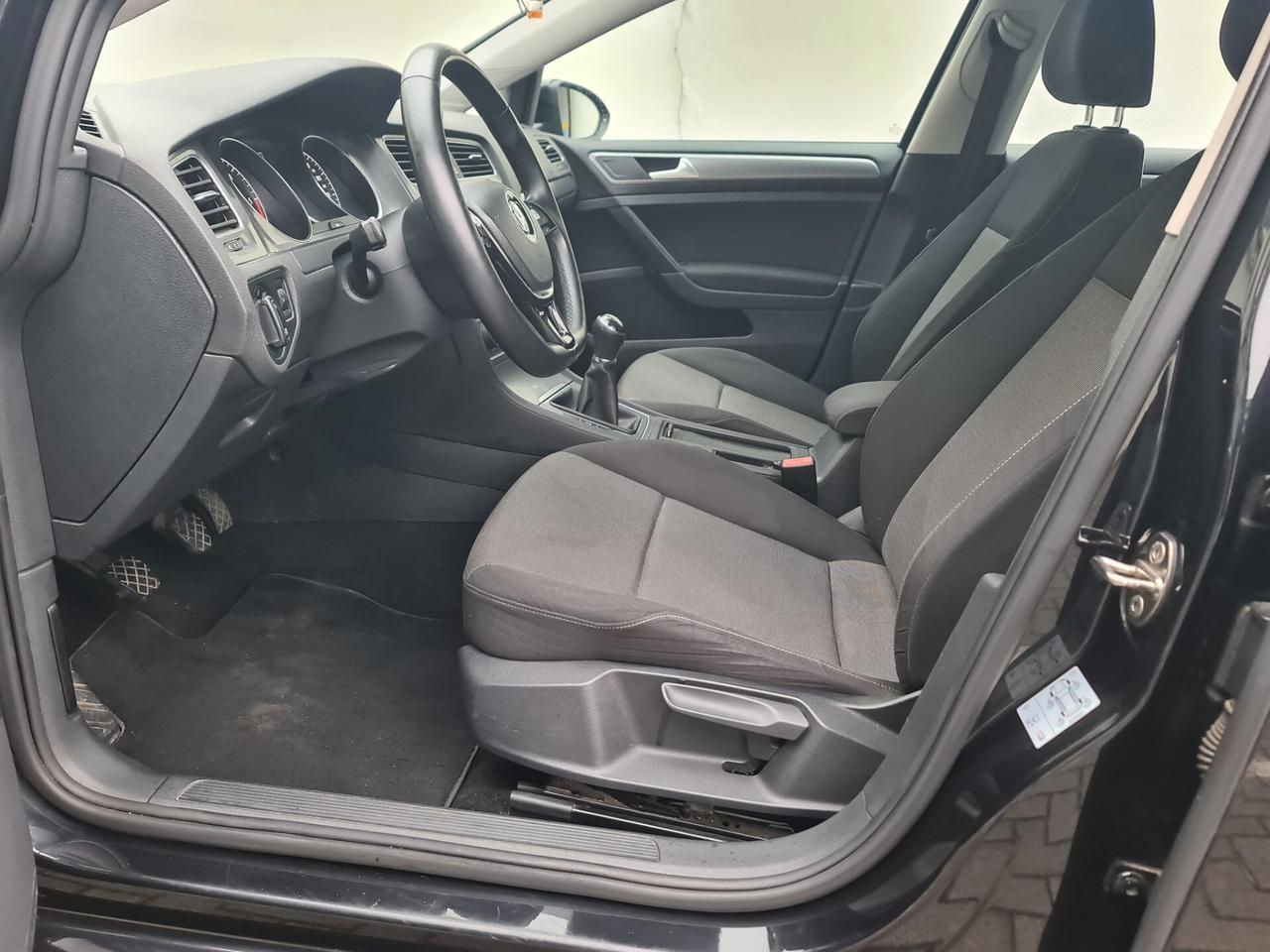 Volkswagen Golf 1.6 TDI 5p. - Km. Certif.