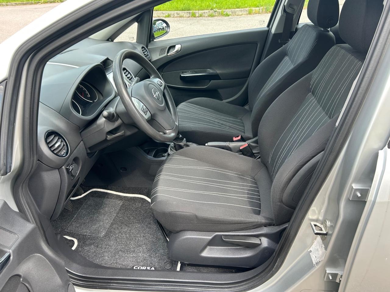 Opel Corsa 1.2 5 porte Cosmo *GPL FINO 2029*