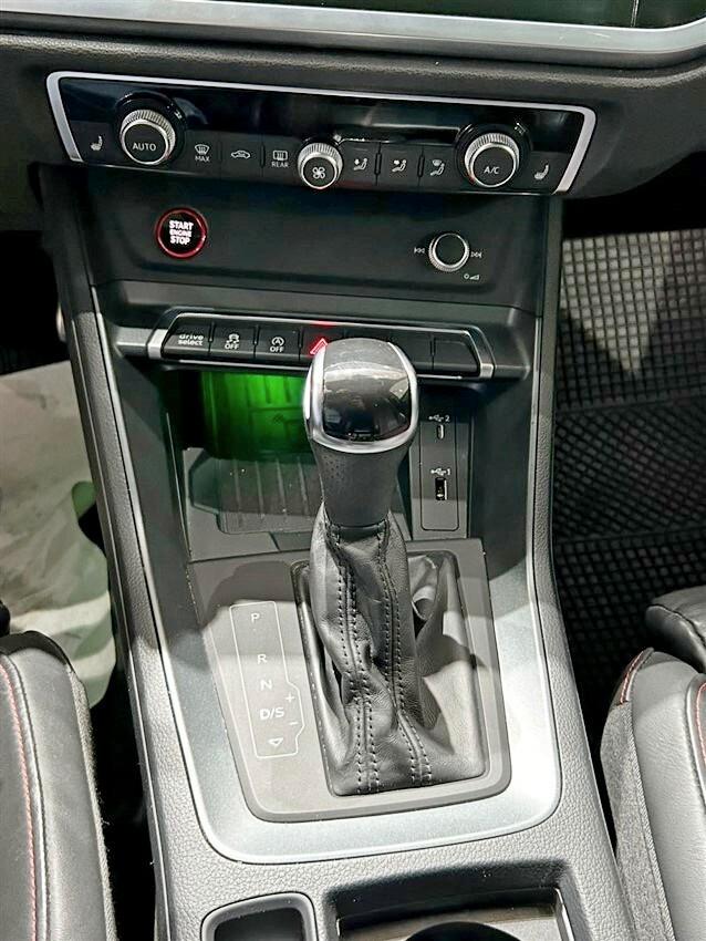 Audi RS Q3 SPB quattro S tronic