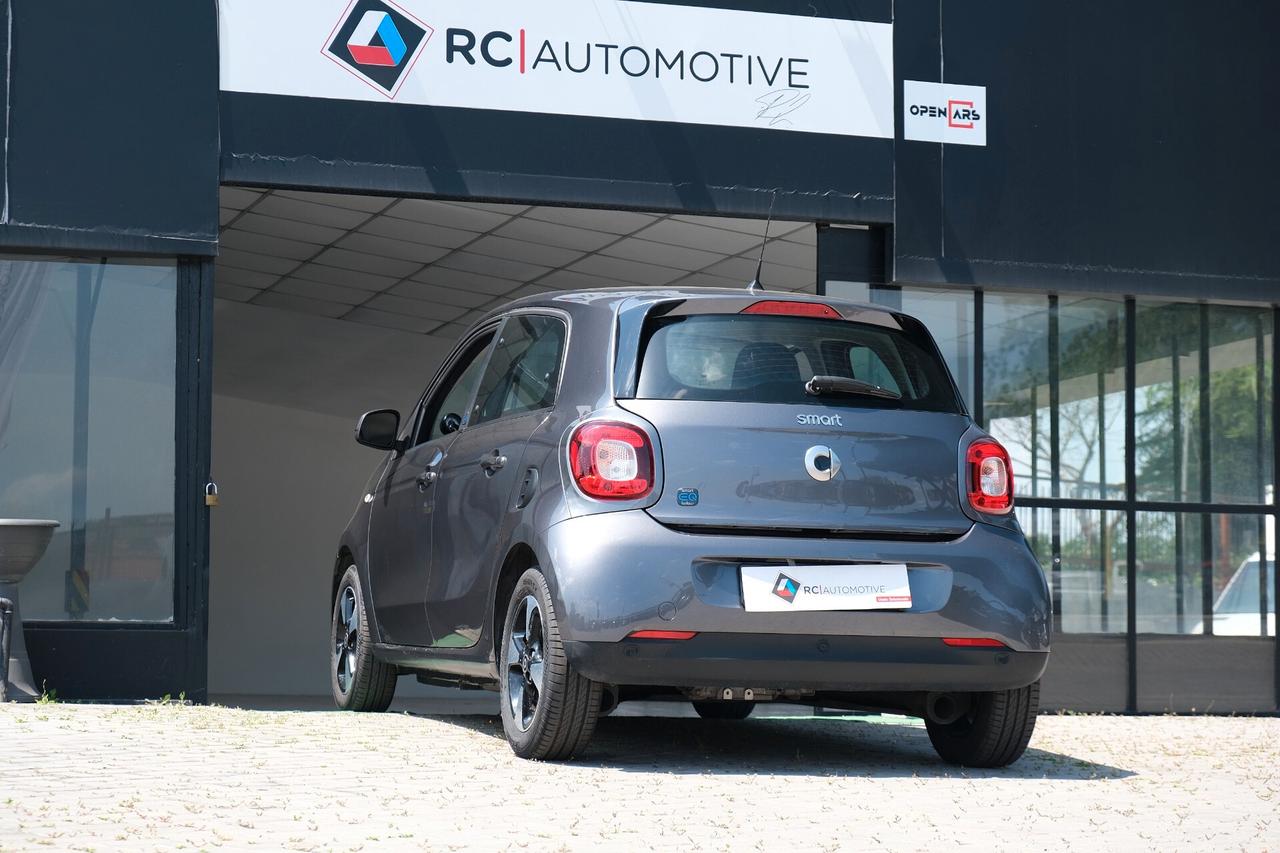 Smart ForFour EQ PASSION con CERCHI IN LEGA