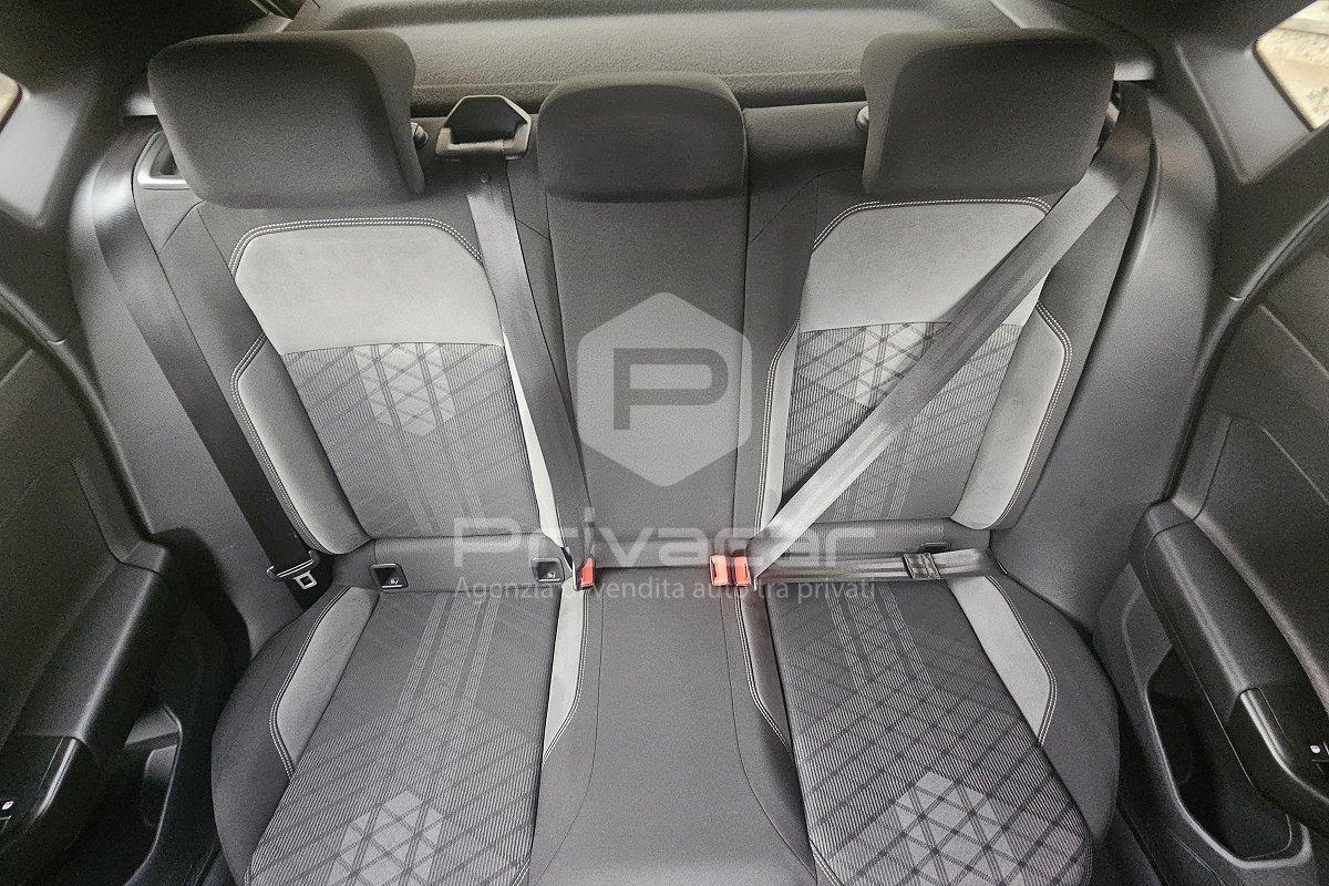 VOLKSWAGEN Polo 1.0 TSI 110 CV DSG R-Line