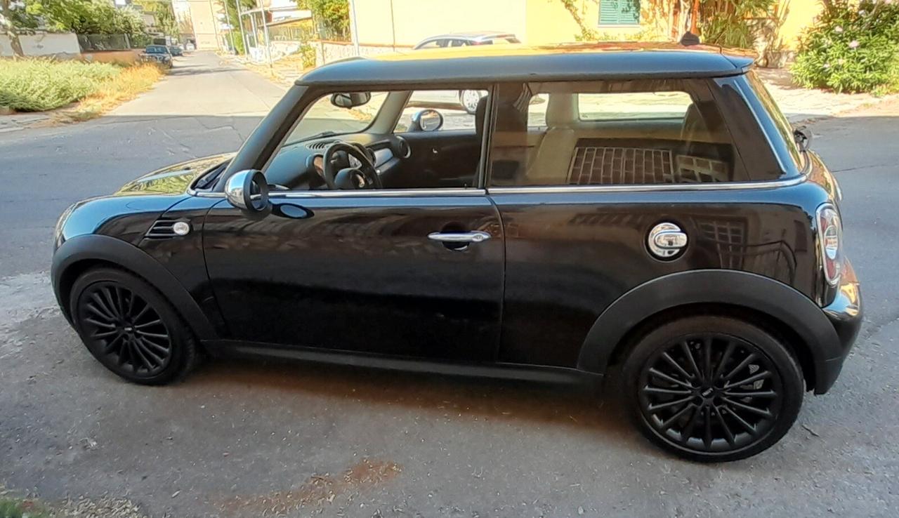 Mini 1.6 16V One D