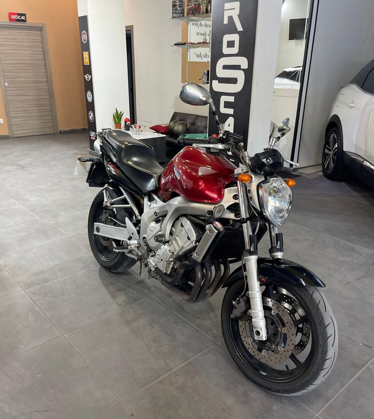 Yamaha FZ6
