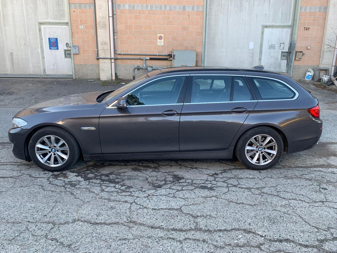 Bmw 520 520d Touring Business 184CV PELLE NAVIGATORE TETTUCCIO