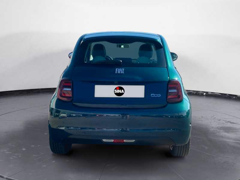 FIAT 500e 42 kWh La Prima