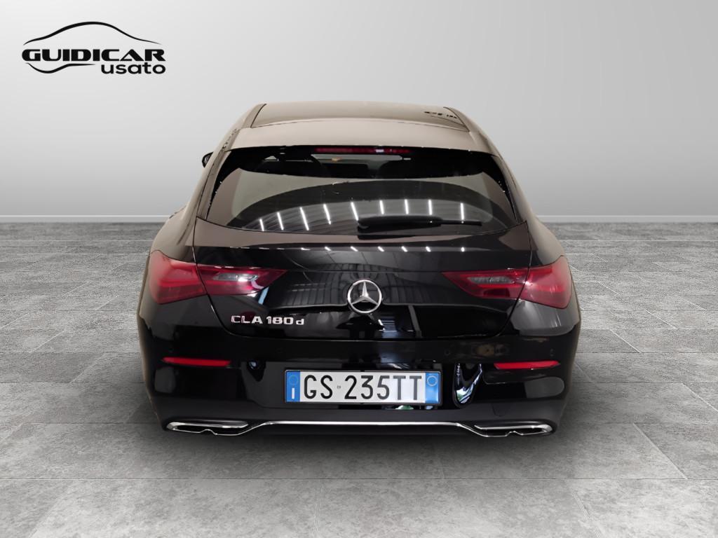 Mercedes-Benz CLA Sh.Brake - X118 2023 - CLA Shooting Brake 180 d Progressive Advanced auto