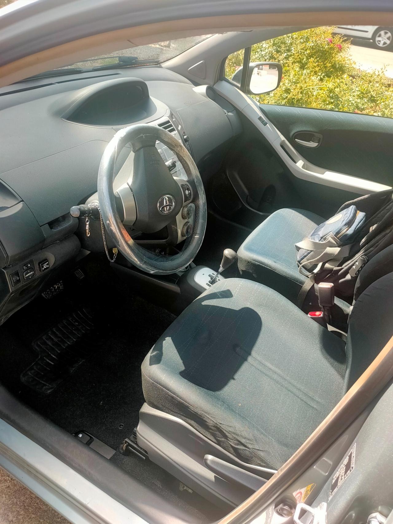 Toyota Yaris 1.3 3 porte M-MT Navi GPL