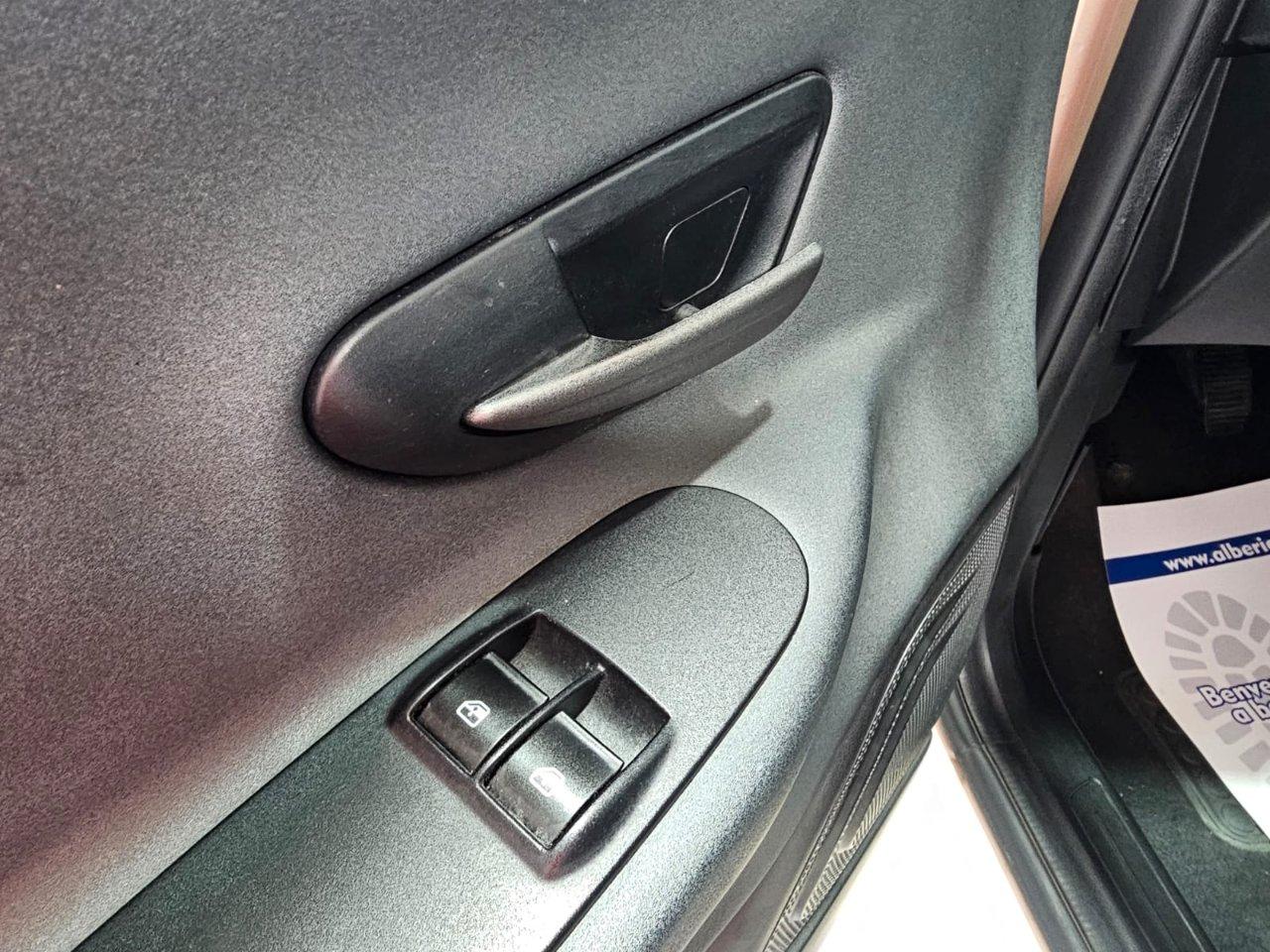 Lancia Ypsilon 5 Porte Ypsilon 1.2 Platinum 69cv