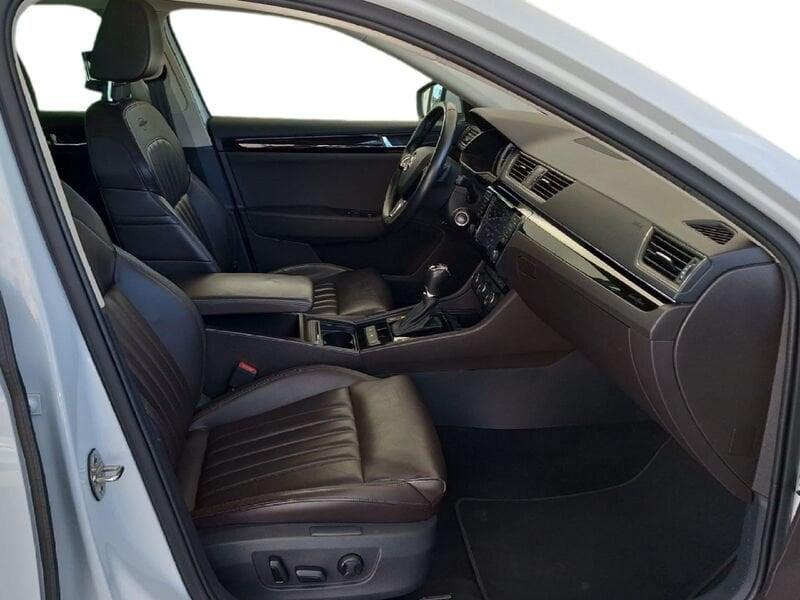 Škoda Superb 2.0 TDI 190 CV DSG Automatica Laurin&Klement TETTO SCR