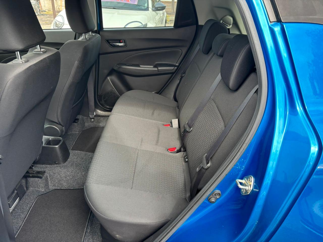 Suzuki Swift 1.2 Hybrid CVT Top