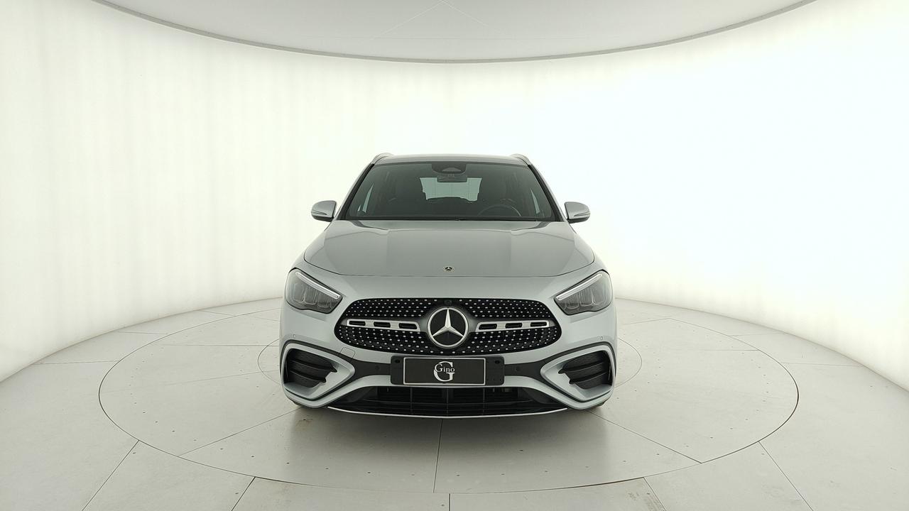Mercedes-Benz GLA 180 AMG Line Advanced Plus auto