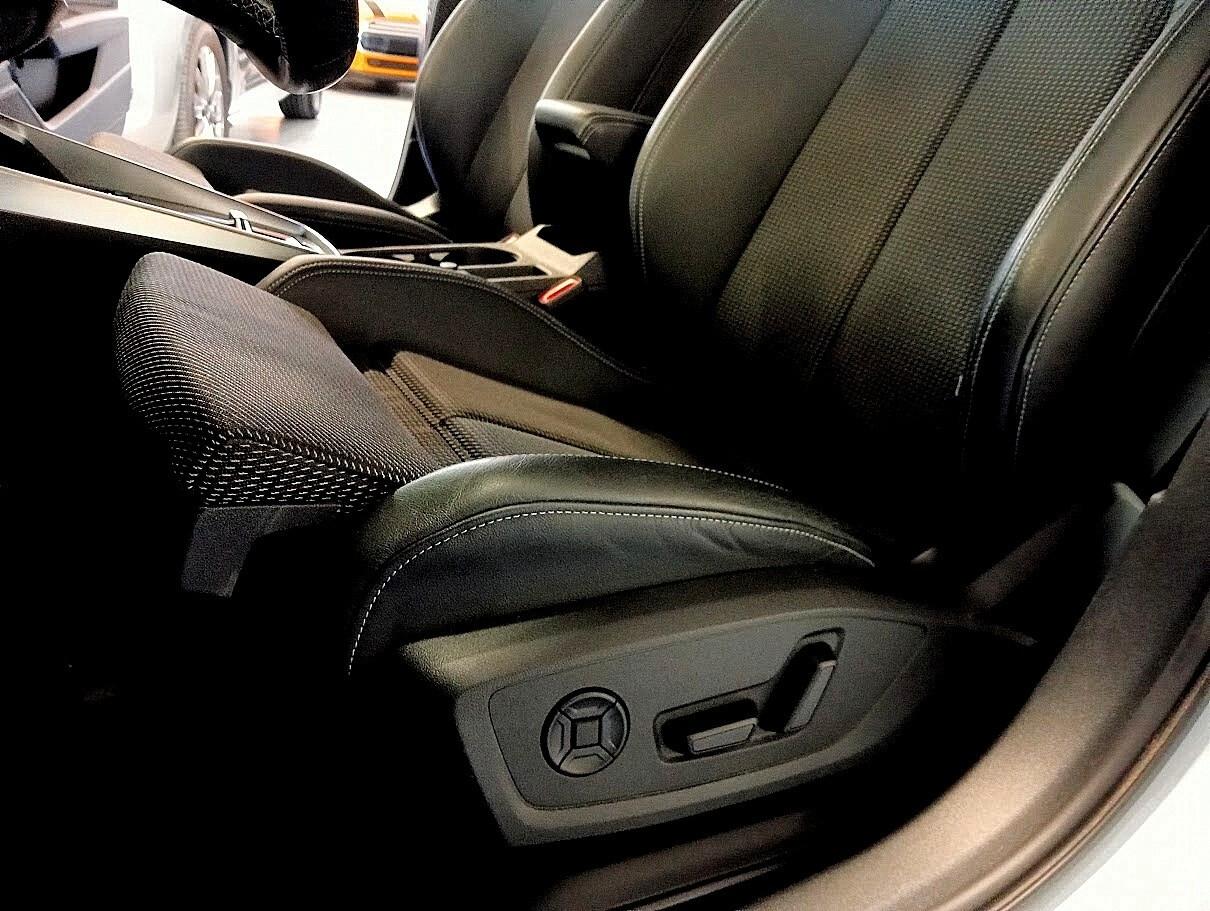 Audi A3 Sportback 40 2.0 TDI 200CV SLINE QUATTRO 19" IDENTITY BLACK