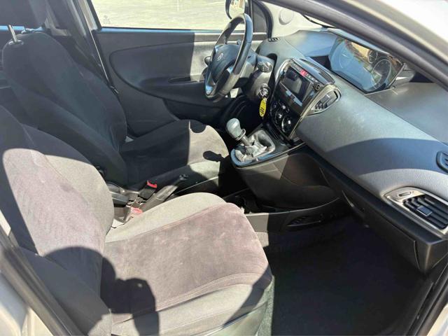 LANCIA Ypsilon 1.2 69 CV 5 porte GPL Gold