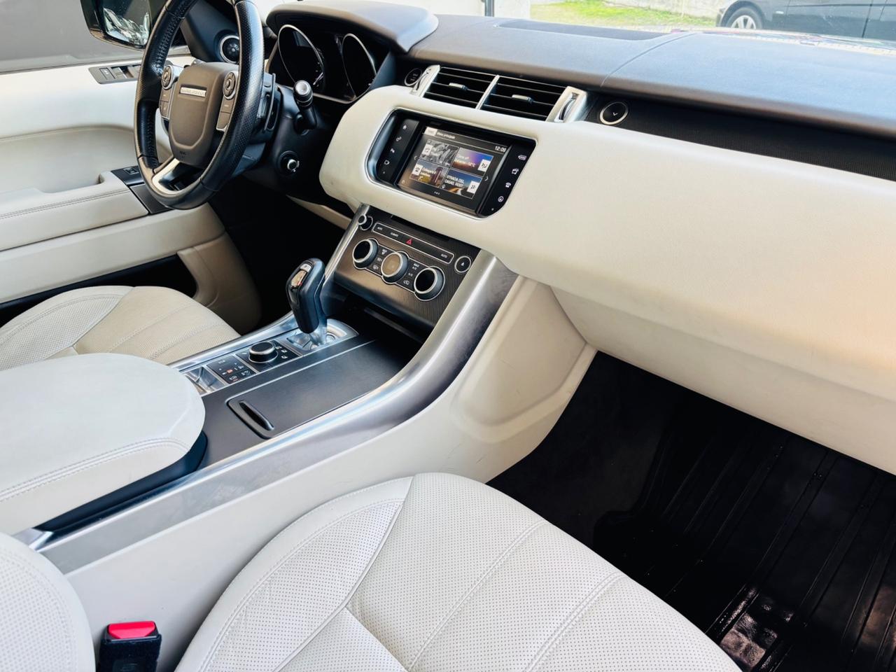 Land Rover Range Sport 3.0 TDV6 HSE Dynamic