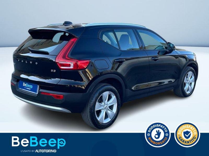 Volvo XC40 2.0 B3 CORE AUTO