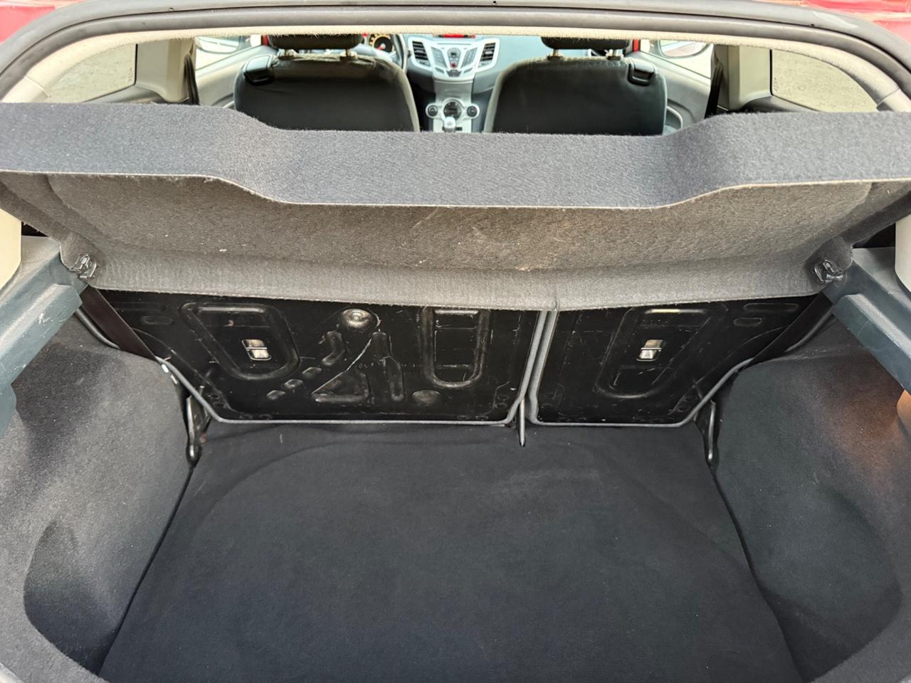 Ford Fiesta 1.4 3 porte Bz.- GPL Titanium UNICO PROP