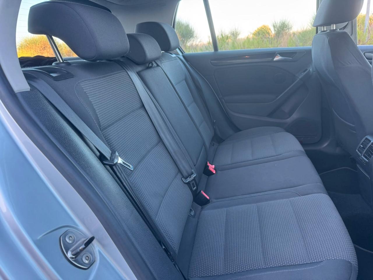 Volkswagen Golf 1.2 5 porte PER NEOPATENTATI