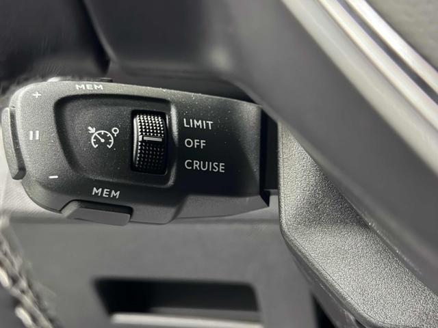 PEUGEOT 3008 BlueHDi 130 S&S EAT8 Allure Pack