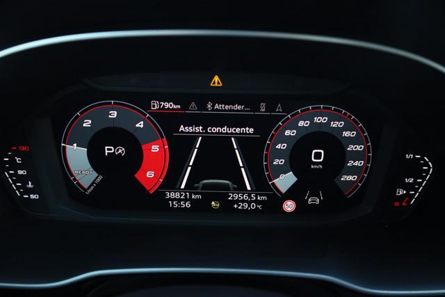 AUDI Q3 35 TDI S tronic Business Advanced