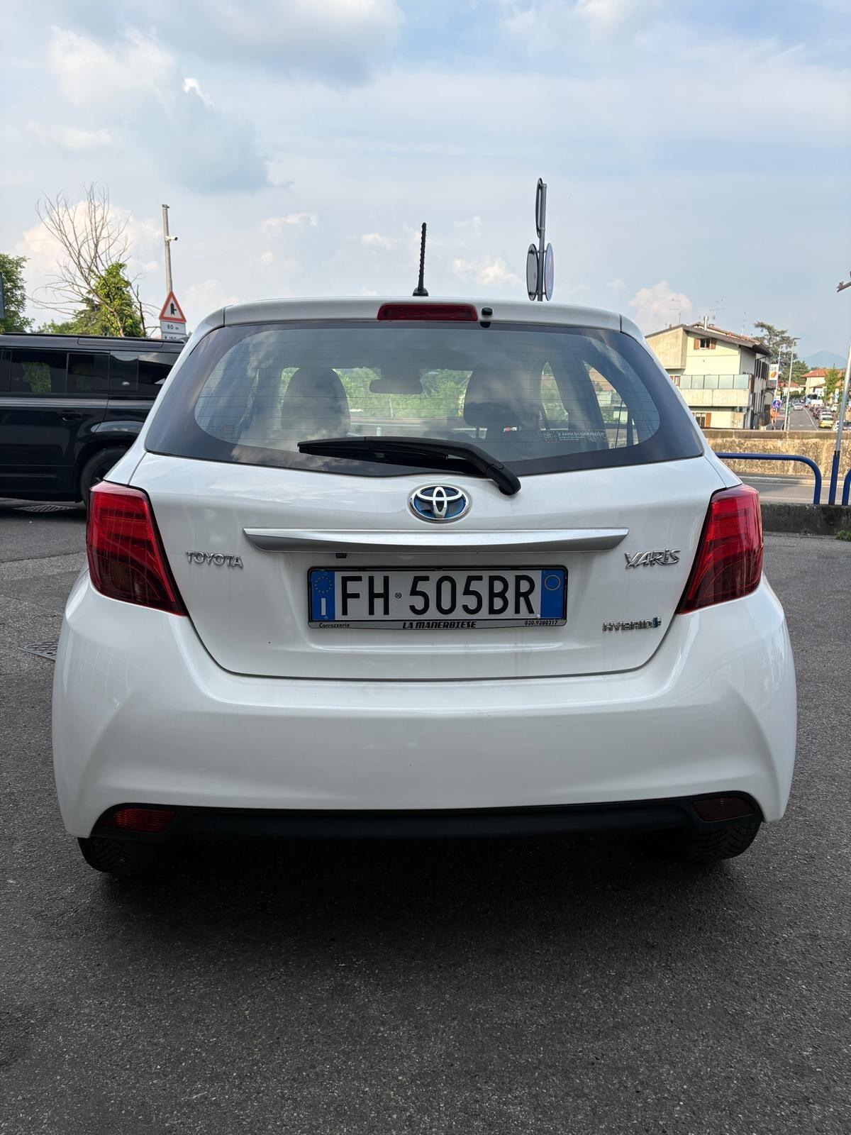 Toyota Yaris 1.5 Hybrid 5 porte Active