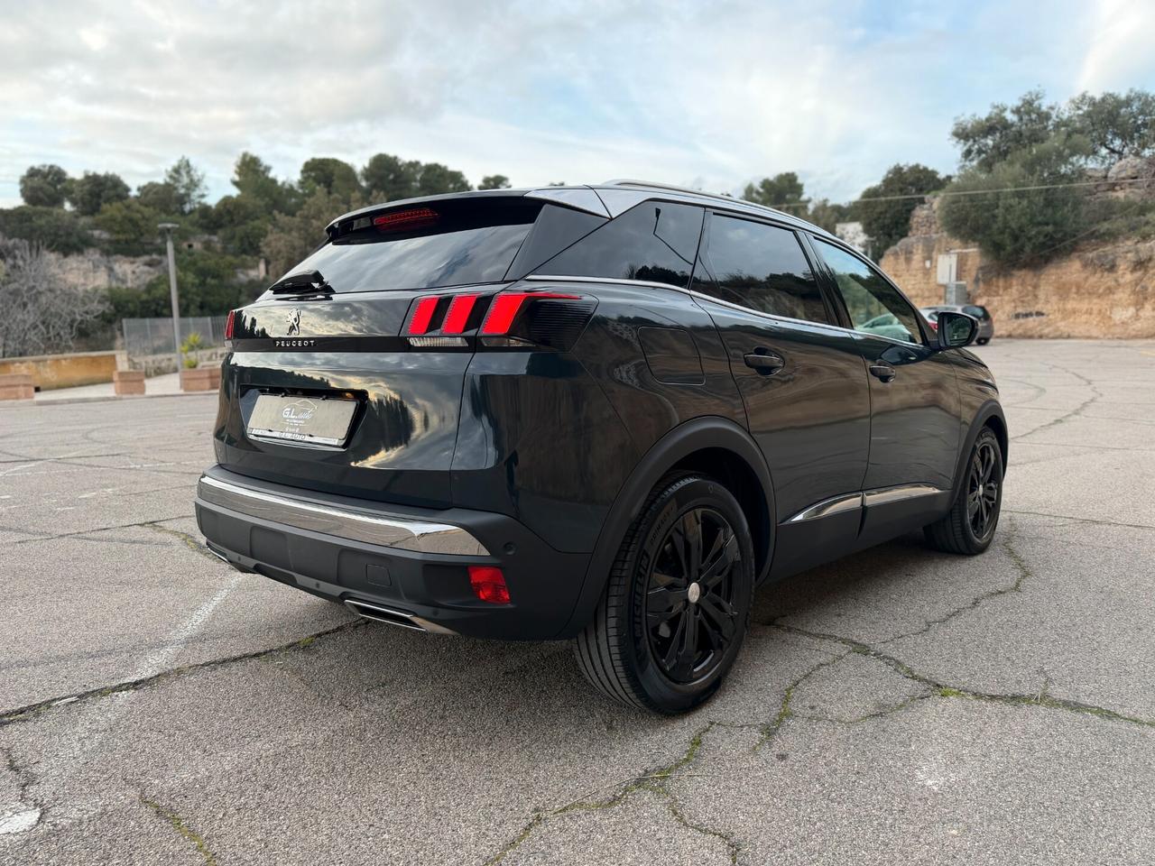 Peugeot 3008 GT-LINE/2.0 EAT8 177CV/GANCIO/PELLE/18"