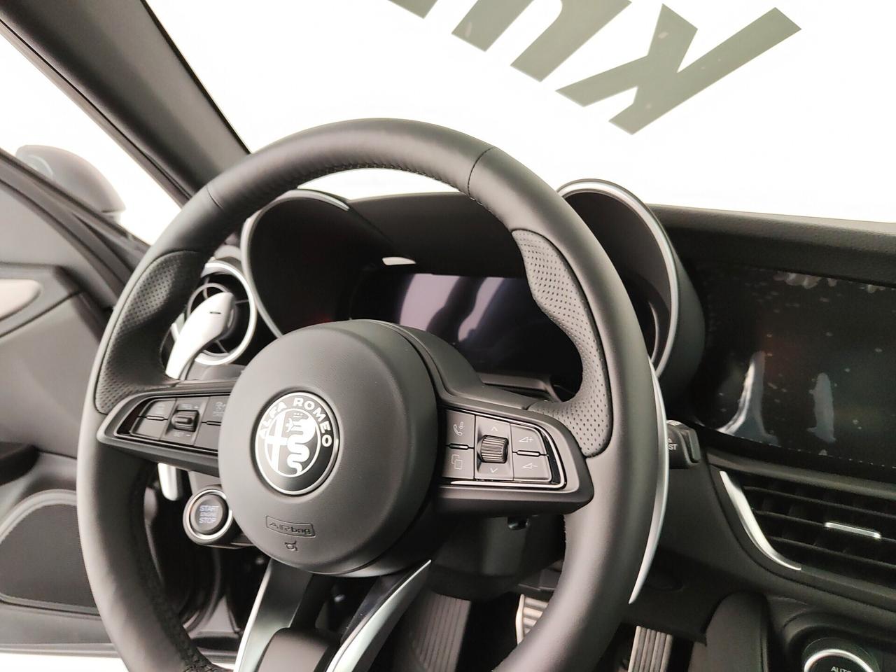 Alfa Romeo Giulia 2.2 Turbodiesel 210 CV AT8 AWD Q4 Veloce