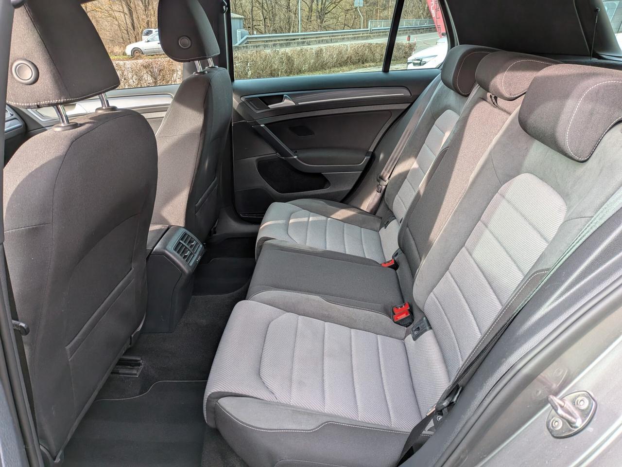 VW GOLF VII 1.6 TDI 110CV R-LINE