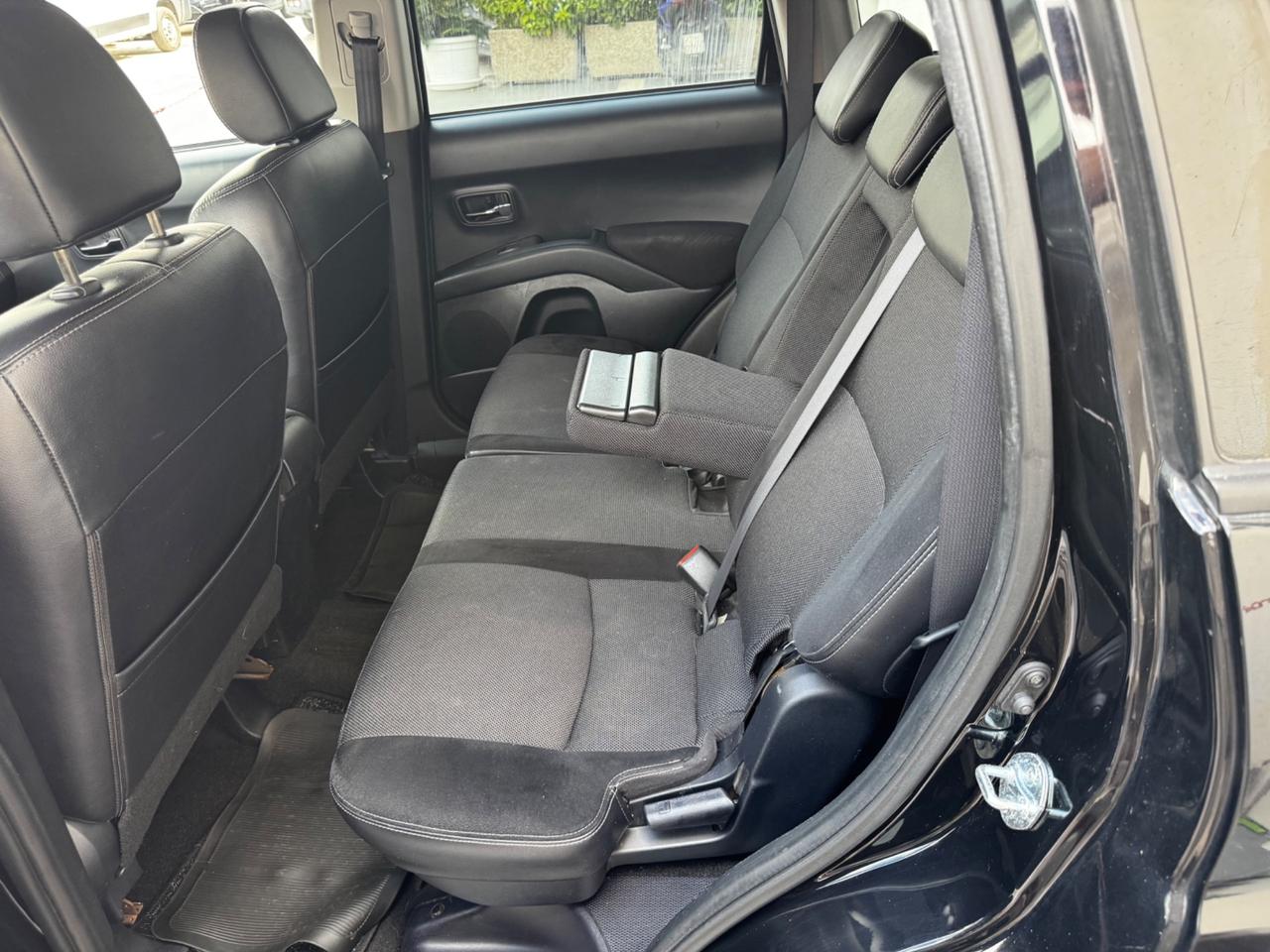 Citroen C-Crosser 2.2 HDi 160CV FAP