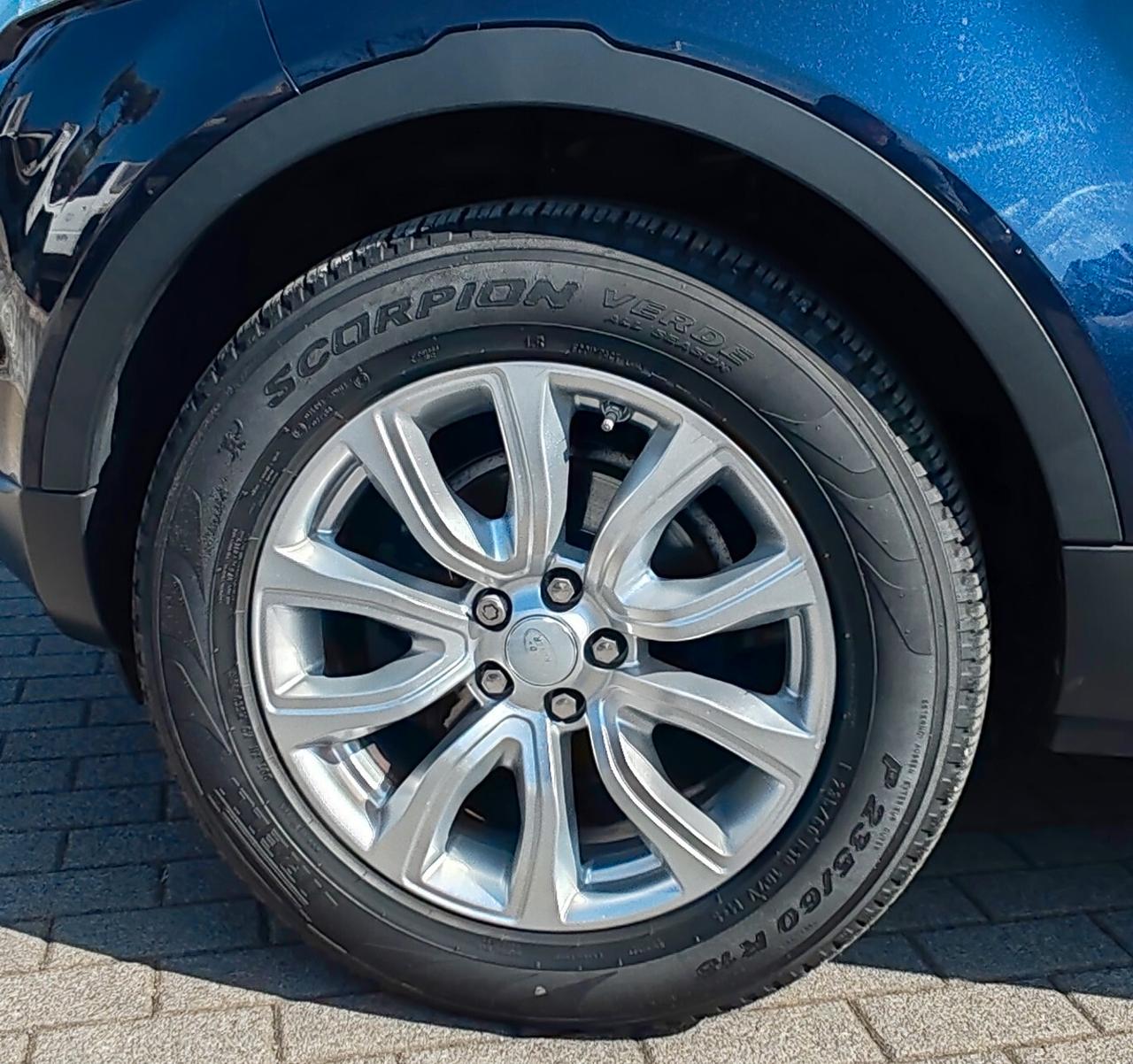 Land Rover Range Evoque 2.2 TD4 5p. Pure