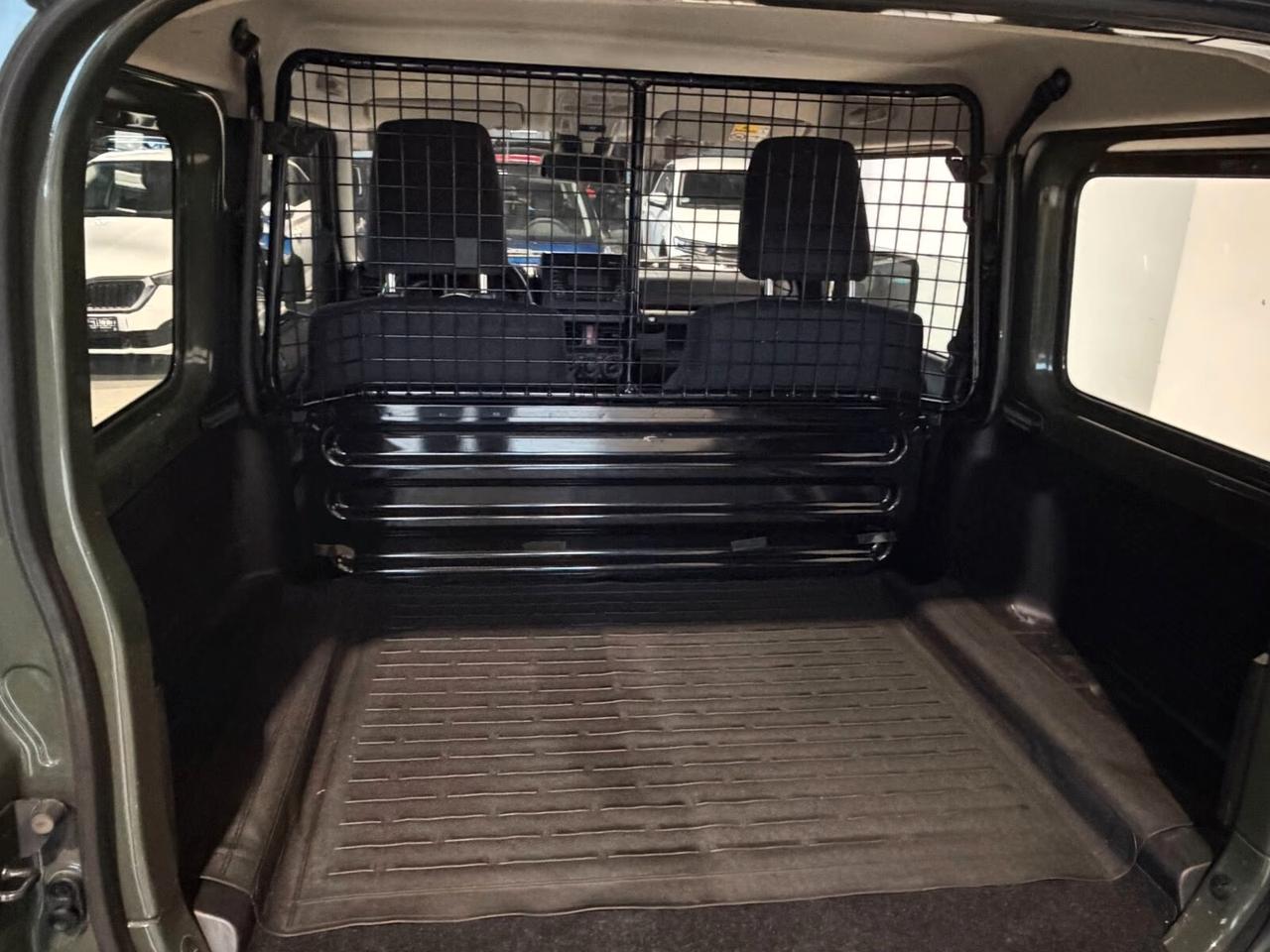 Suzuki Jimny 1.5 5MT PRO (N1)