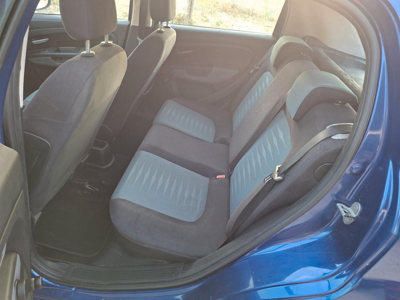 Fiat Grande Punto 1.2 5 porte (MOTORE FIRE)