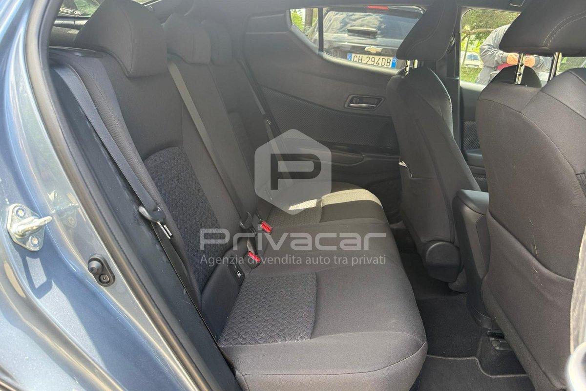 TOYOTA C-HR 1.8 Hybrid E-CVT Trend