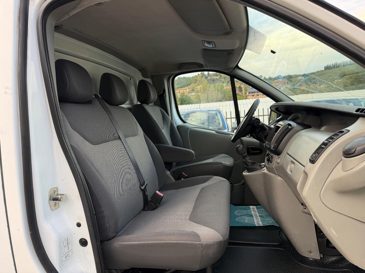 Renault Trafic 2.0 dCi 115CV Furgone