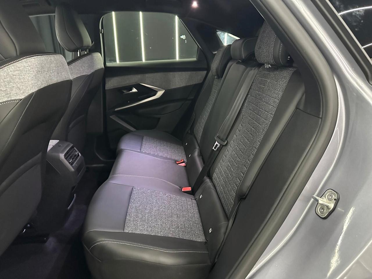 Peugeot 3008 1.2 hybrid Allure 145cv e-dcs6