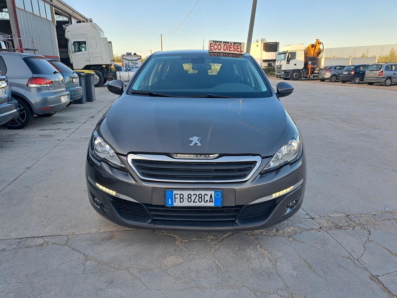 Peugeot 308 BlueHDi 120 S&S Allure - 2015