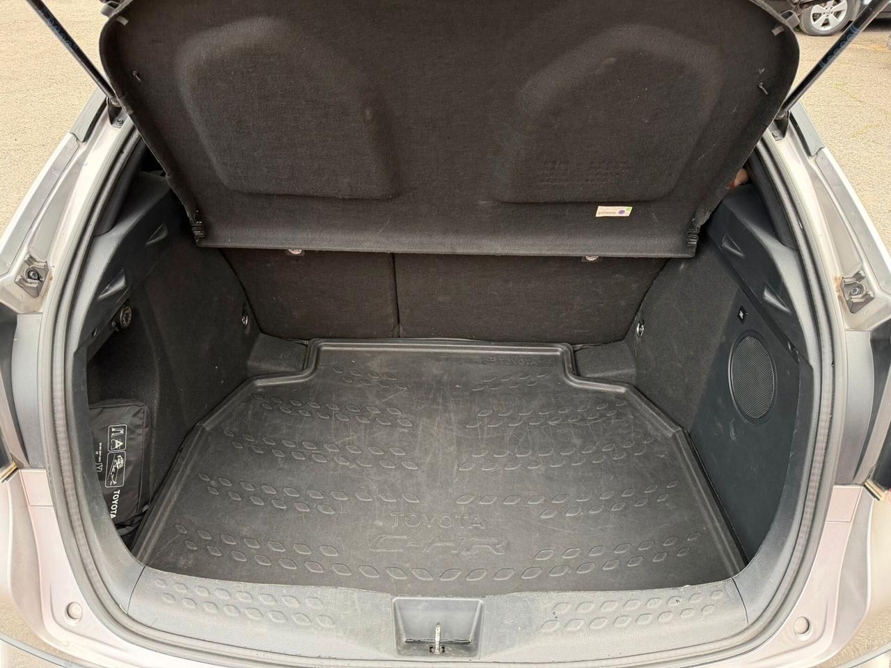 Toyota C-HR 1.8 Hybrid E-CVT Lounge