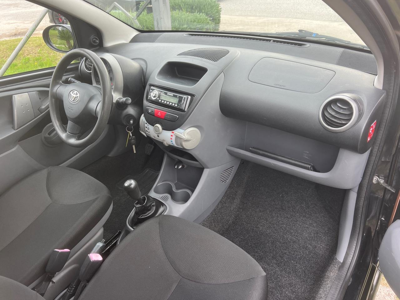 Toyota Aygo 1.0 68CV 5 porte-2009"UNIPRO"