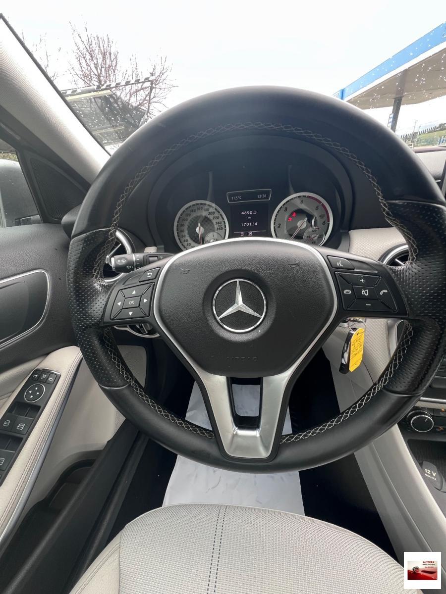 MERCEDES - Classe A - 200 CDI BlueEFFICIENCY Premium