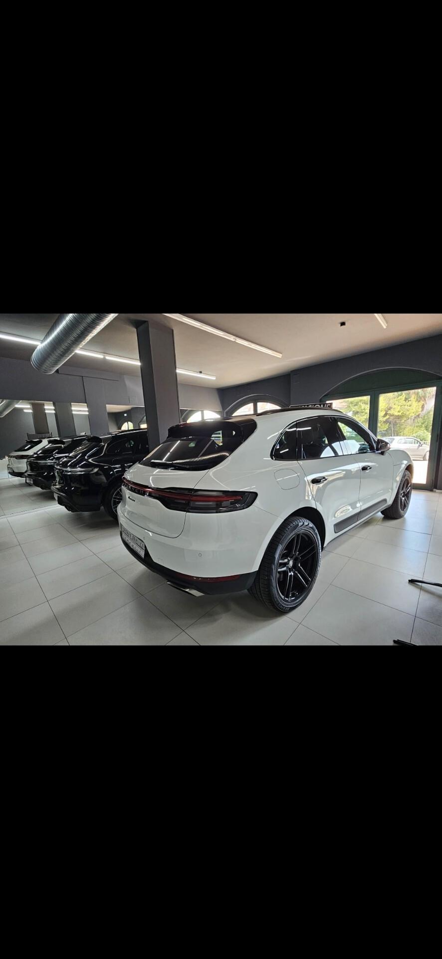 Porsche Macan CHRONO SPORT PLUS