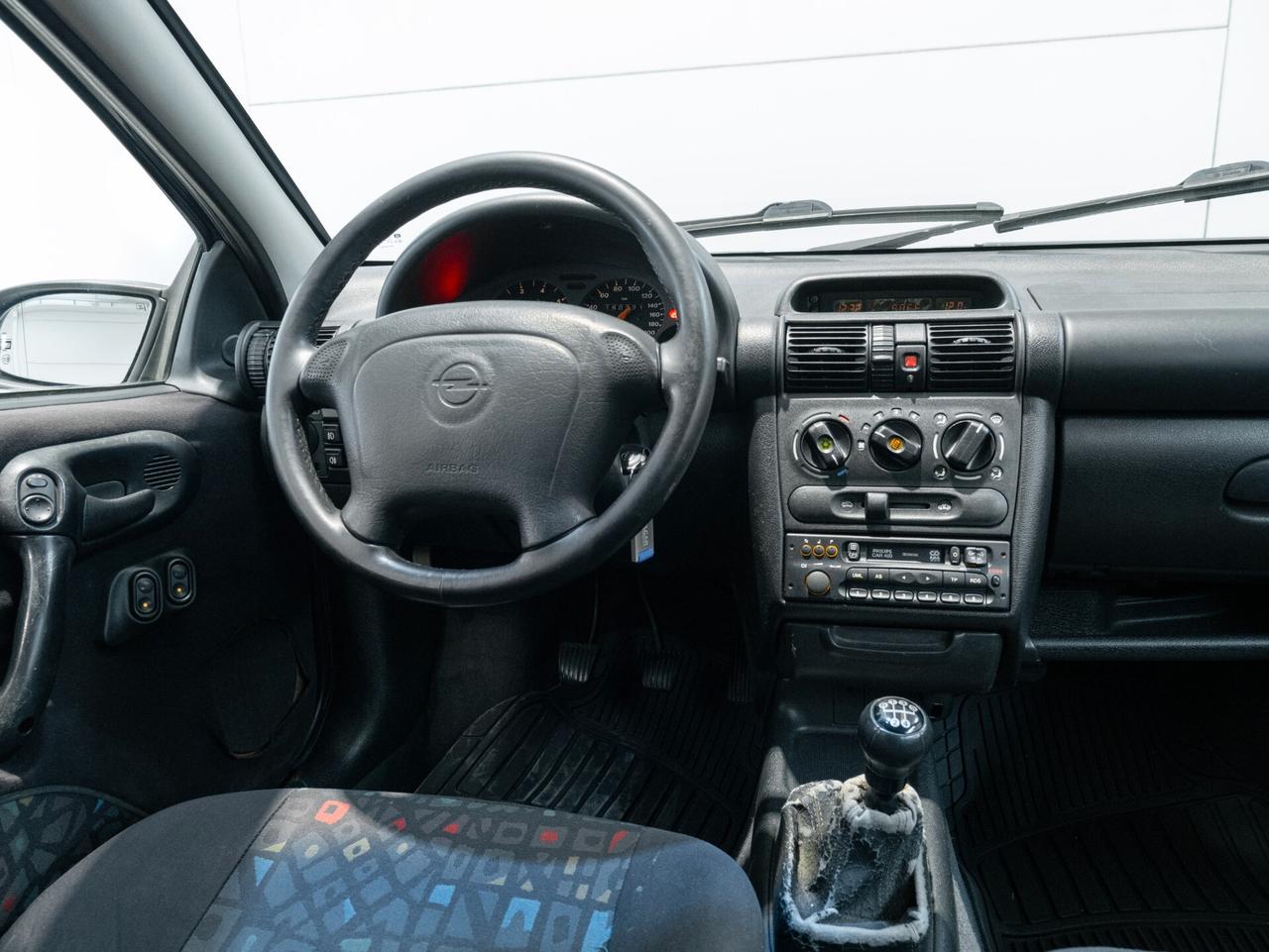 Opel Tigra 1.6i 16V cat Premium Blue