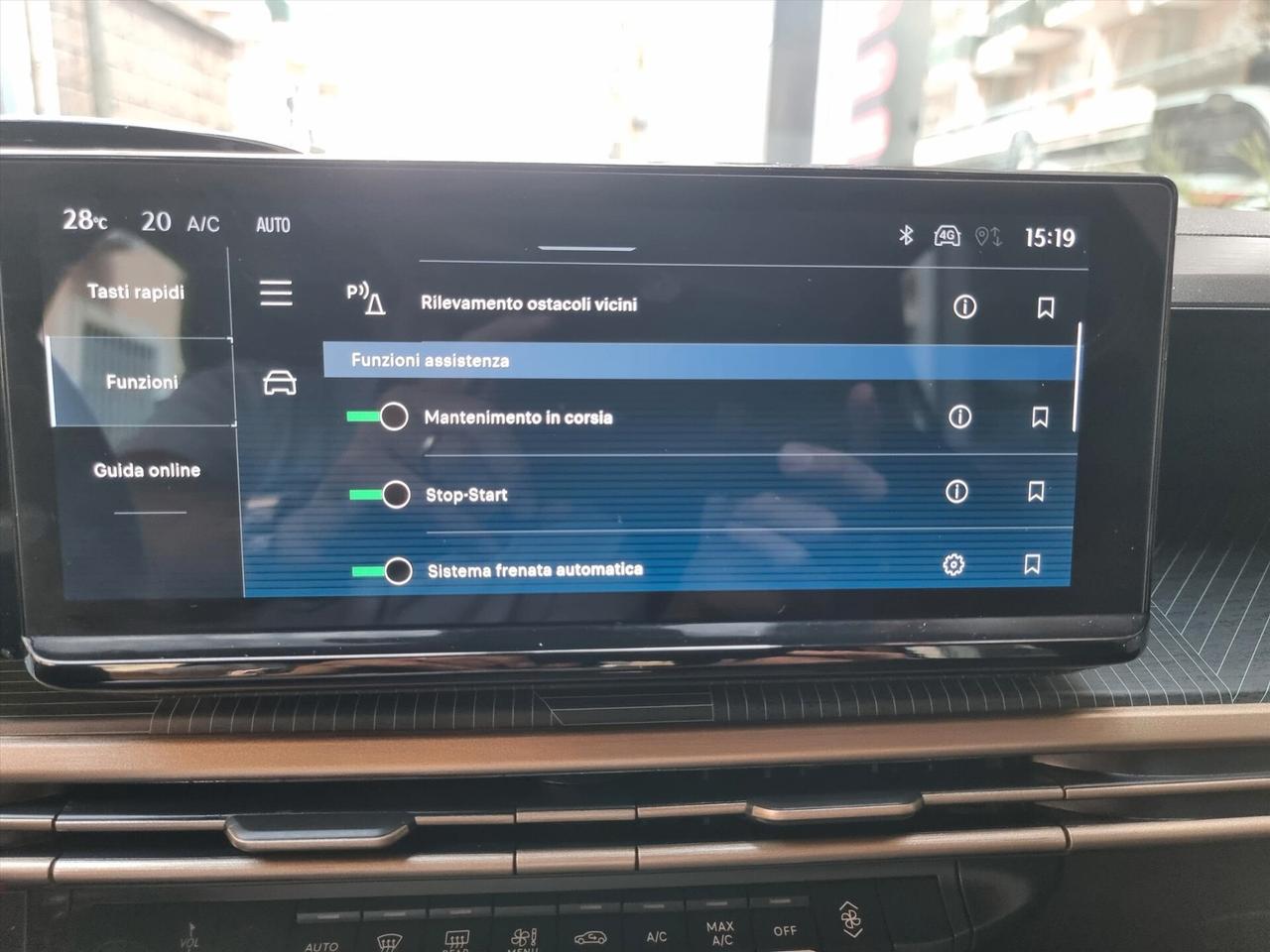Lancia Ypsilon Hybrid e-DCT Edizione Cassina