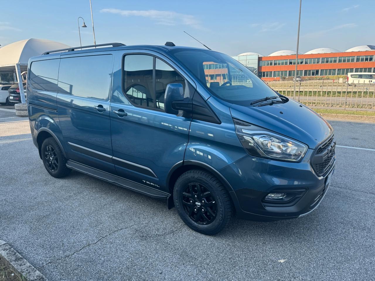 Ford Transit Custom Van Trail 340 2.0 EcoBlue 170CV Man. PC