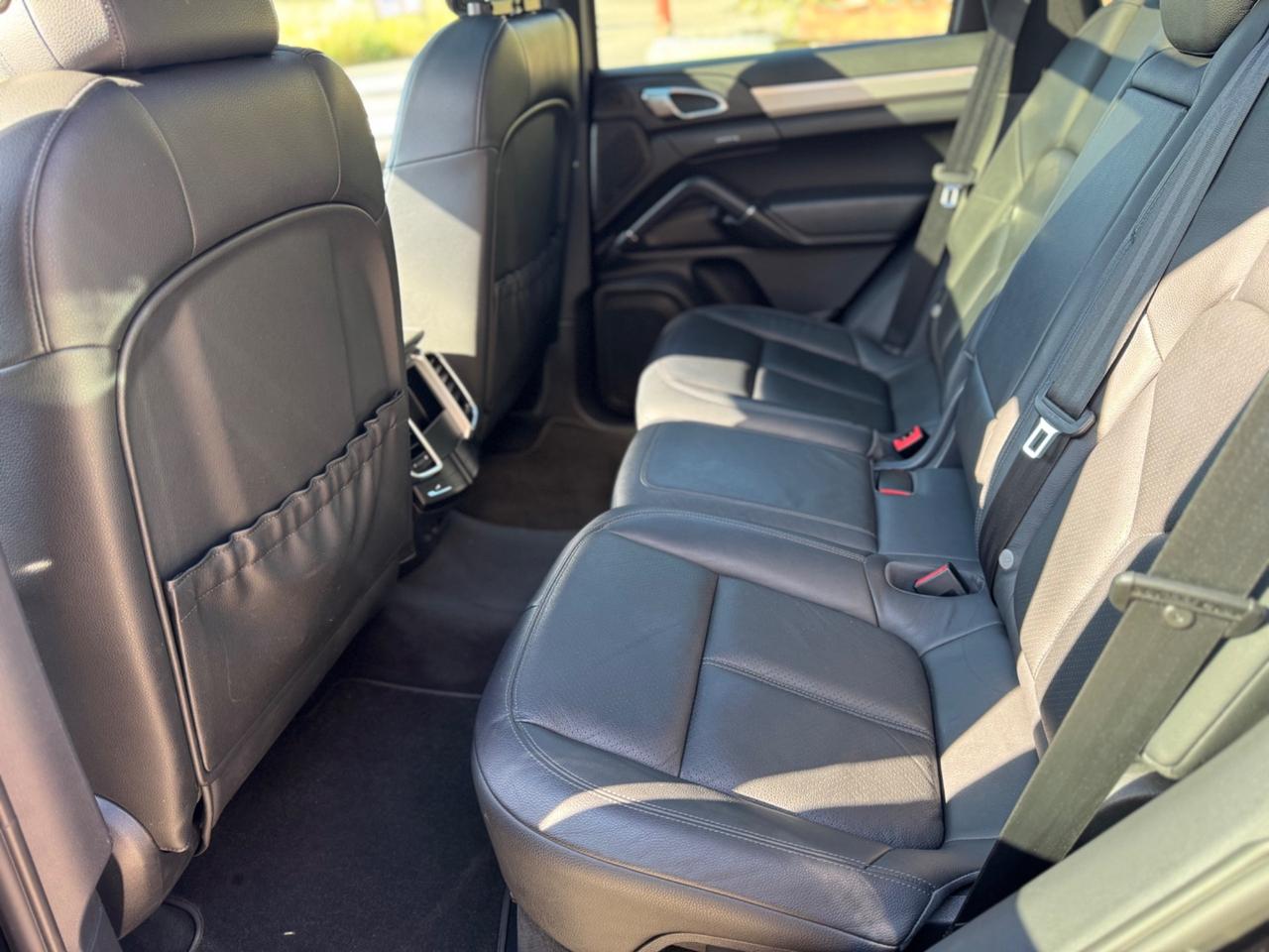 Porsche Cayenne 3.0 Diesel strafull