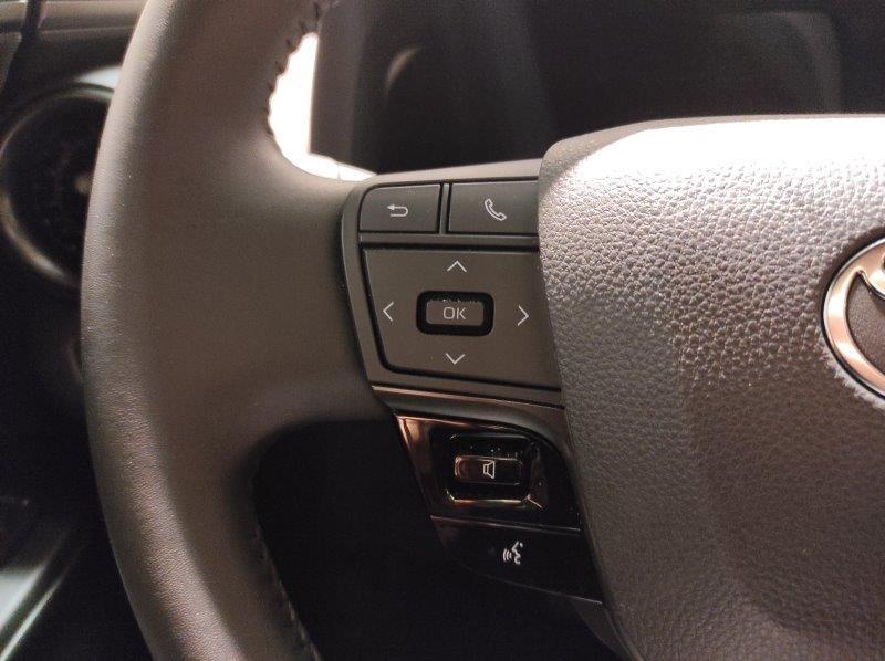 TOYOTA C-HR (2023-->) - C-HR 1.8 HV Trend