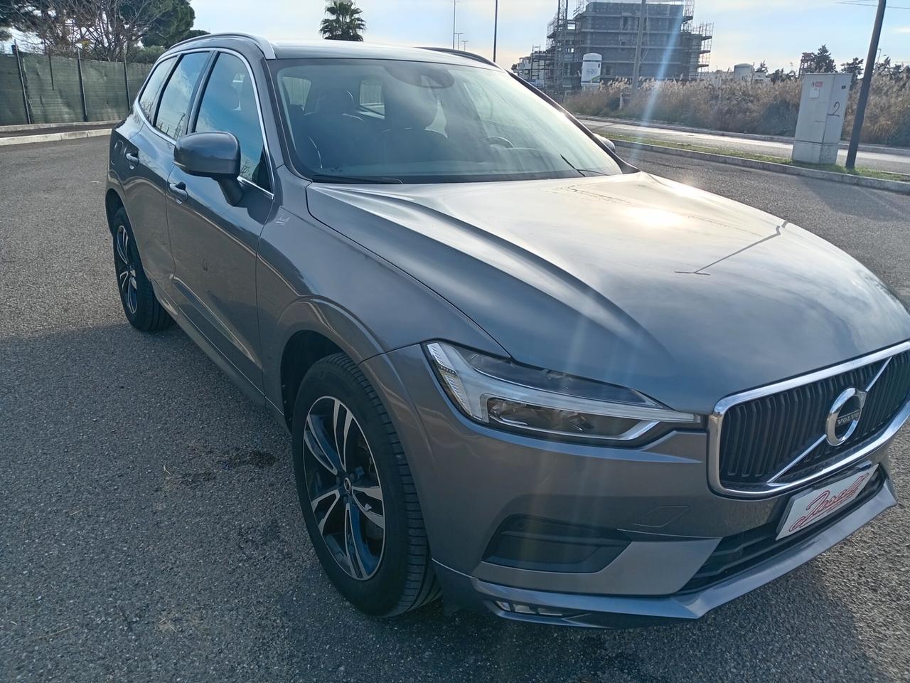 Volvo XC 60 XC60 B4 (d) AWD Geartronic Inscription