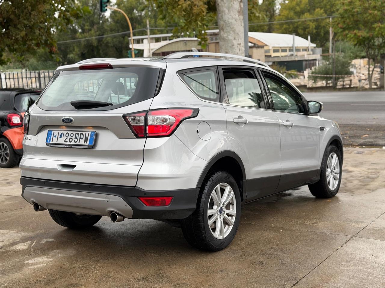 Ford Kuga 1.5 TDCI 120 CV S&S 2WD Plus