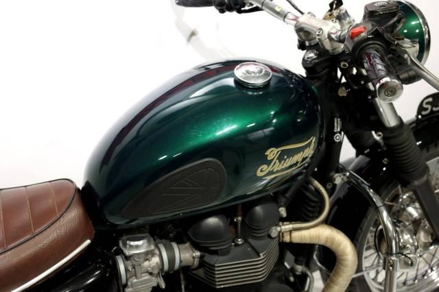 Triumph Bonneville 865