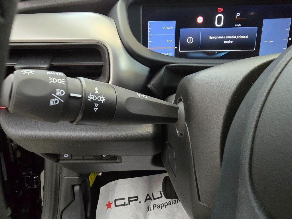 Jeep Avenger 1.2 Turbo 100 CV e-Hybrid Summit