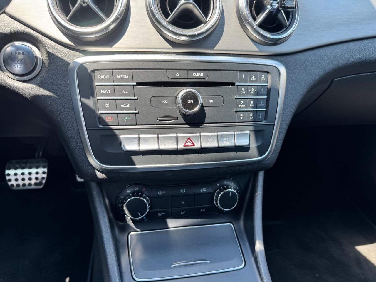 Mercedes-benz CLA 200d Premium AMG 2018