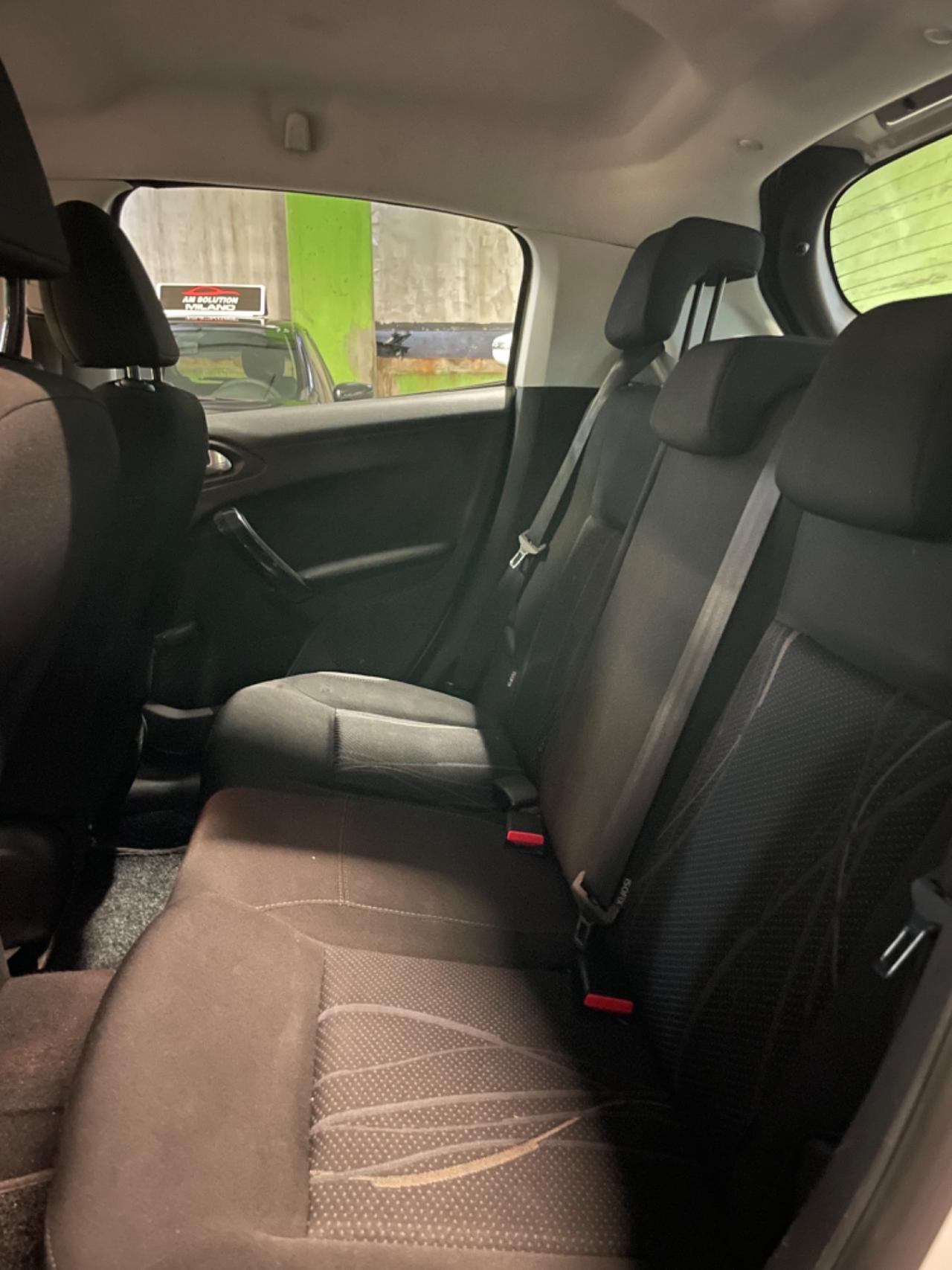 Peugeot 208 1.2 Neopatentati Euro 6